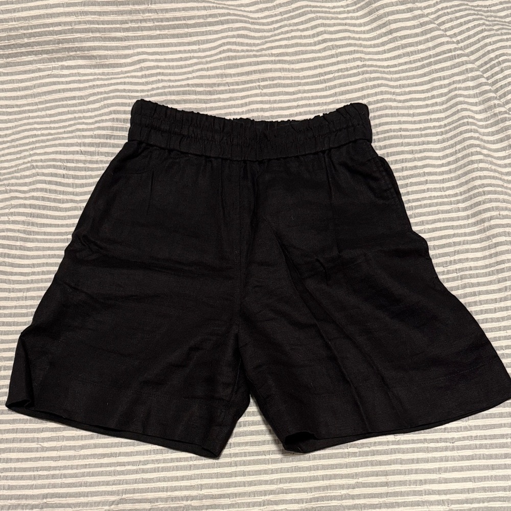 COS Black Relaxed Fit Shorts